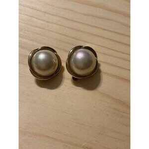 Vintage Gold-Tone Faux Pearl Clip-On Earrings - Retro Fashion Jewelry